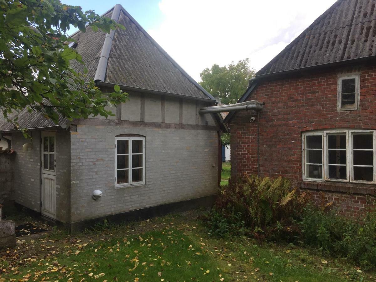 Skovsgårde Rosenlund Bed & Breakfast المظهر الخارجي الصورة